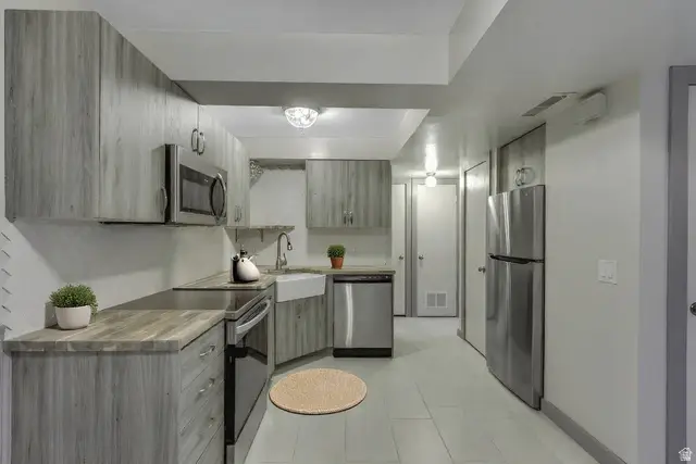 2220 E Murray Holladay Rd S #414, Holladay, UT 84117 - Image #2