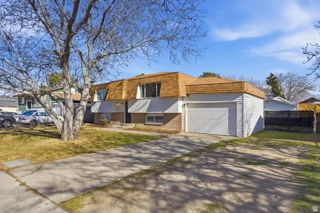 6635 S Somerset Dr, West Jordan, UT 84084 - Image #2