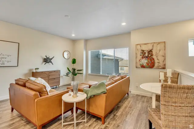 994 W Sapphire Peak Dr #200, Bluffdale, UT 84065 - Image #3