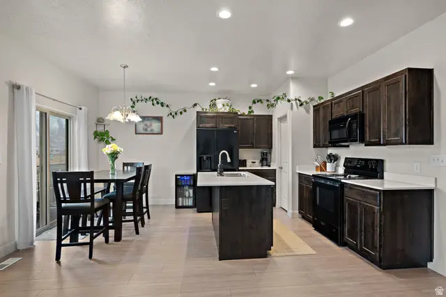 768 N Old Fort Dr Dr, Spanish Fork, UT 84660 - Image #2