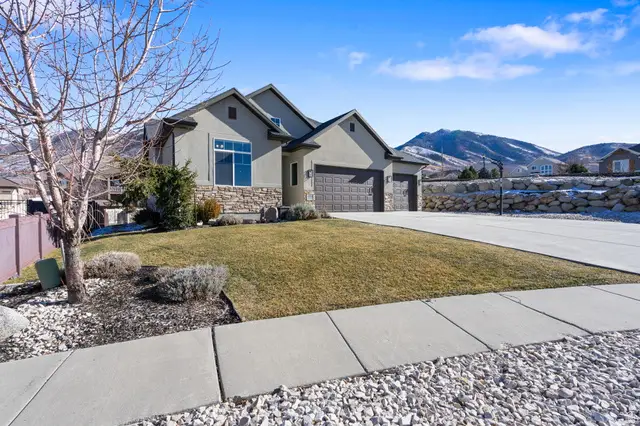 405 Vela Ct, Tooele, UT 84074 - Image #1