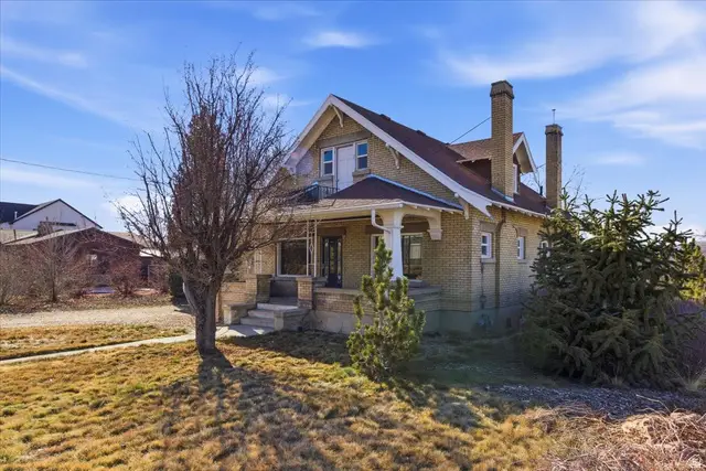 206 S 300 W, Mount Pleasant, UT 84647 - #2