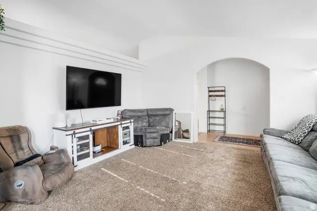 1787 S Point Dr, Saint George, UT 84790 - #3