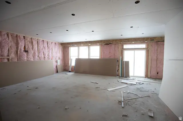 1063 W Audrey Ln S, Woods Cross, UT 84087 - Image #3