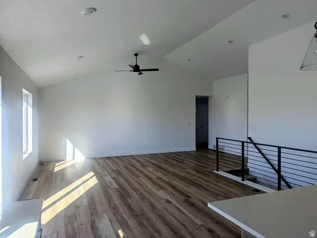 1877 N Mantel Way #402, Tooele, UT 84074 - #3