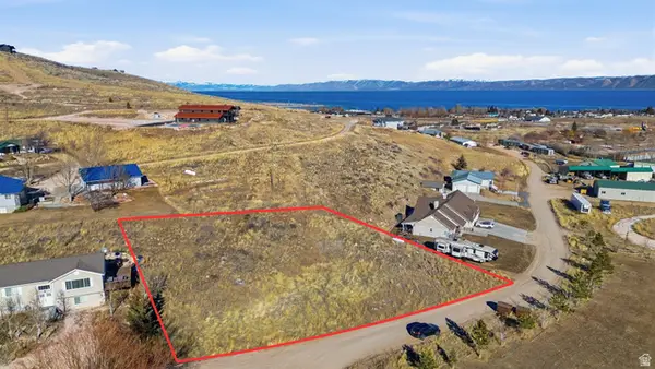 575 W Dee Dr N #15, Garden City, UT 84028