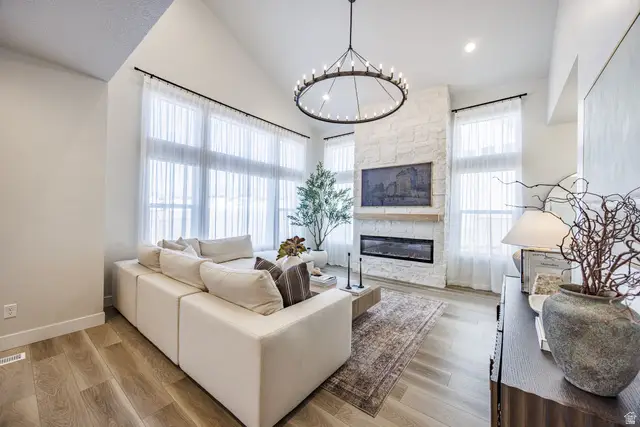 9817 N Aaron Ave, Eagle Mountain, UT 84005 - #3