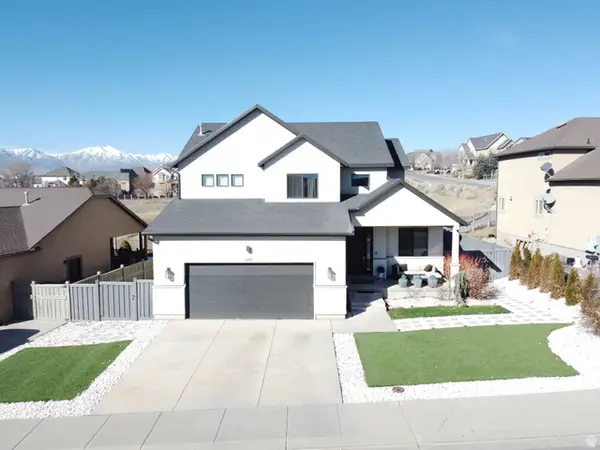 3887 E Clubhouse Ln, Eagle Mountain, UT 84005