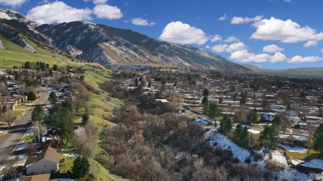 585 Maple Hollow Ln, Providence, UT 84332 - #1