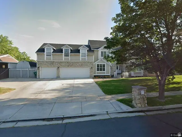 517 E Holstein Way S, Murray, UT 84107 - #2