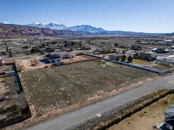 4690 Luna Cir #9, Moab, UT 84532