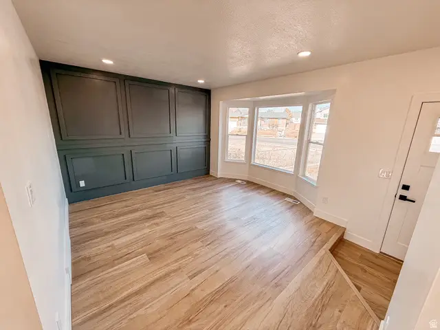 247 W 1925 N, Layton, UT 84041 - #2