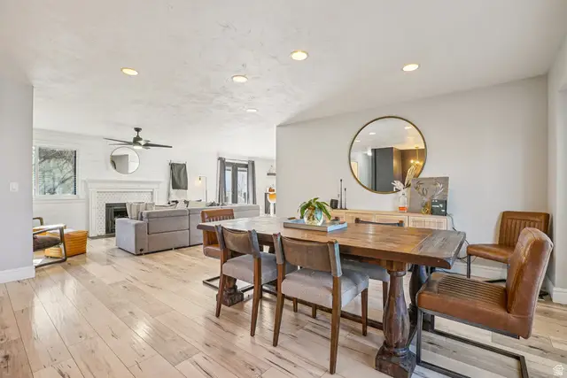 222 E Clear Creek Dr S, Sandy, UT 84070 - Image #2