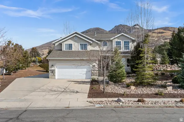 8461 Daneborg Cir, Cottonwood Heights, UT 84121