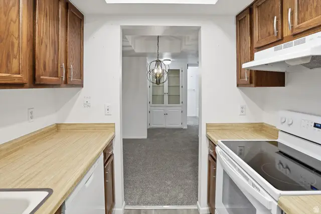 6847 S Countrywoods Cir #18f E, Midvale, UT 84047 - Image #3