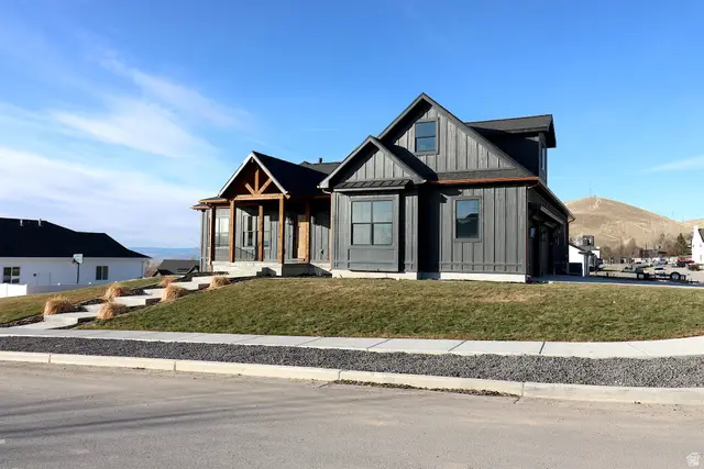 1087 E 160 N, Hyde Park, UT 84318 - Image #1