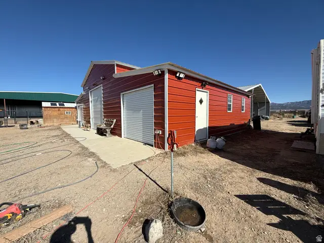 3550 N Riverlane Rd E, Panguitch, UT 84759 - #3