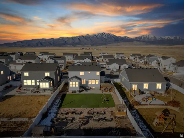 7940 N Seattle Slew Rd, Eagle Mountain, UT 84005 - #3