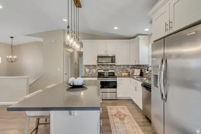 5350 S Hew Wood Dr, Taylorsville, UT 84129 - Image #3