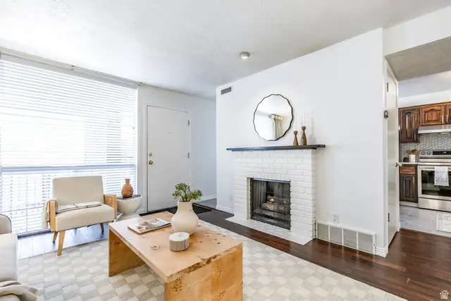 438 N Center St #403, Salt Lake City, UT 84103 - Image #3