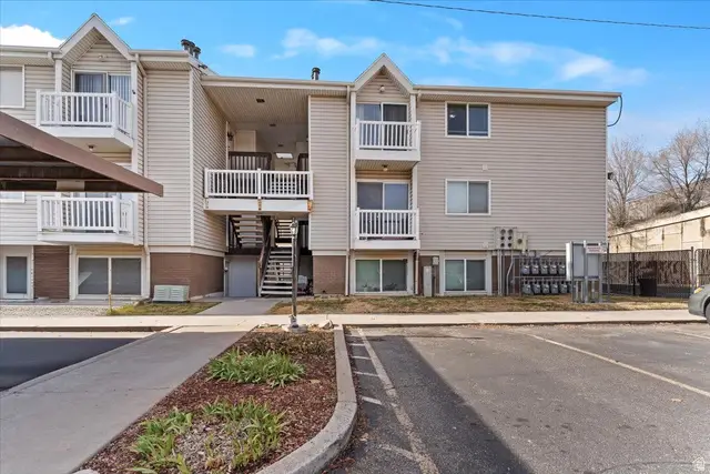 2627 W 5625 S, Roy, UT 84067 - Image #1