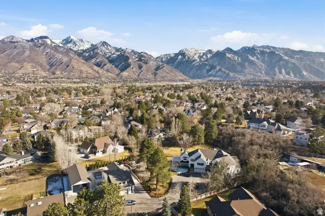 2152 E Creek Rd S, Sandy, UT 84093 - Image #3