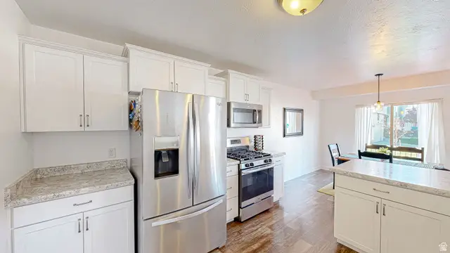 32 E Harmony Ct, Saratoga Springs, UT 84045 - Image #2