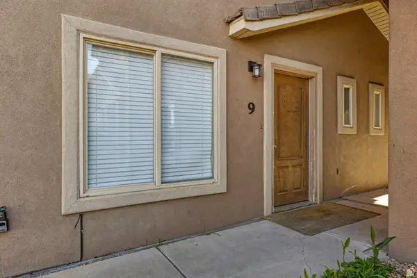 18 N 300 E #9, Washington, UT 84780