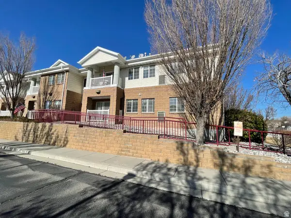 11085 S Grape Arbor Pl E #102, Sandy, UT 84070