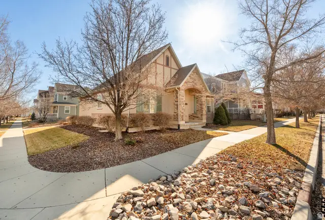 4681 W Pale Moon Ln, South Jordan, UT 84009 - Image #3