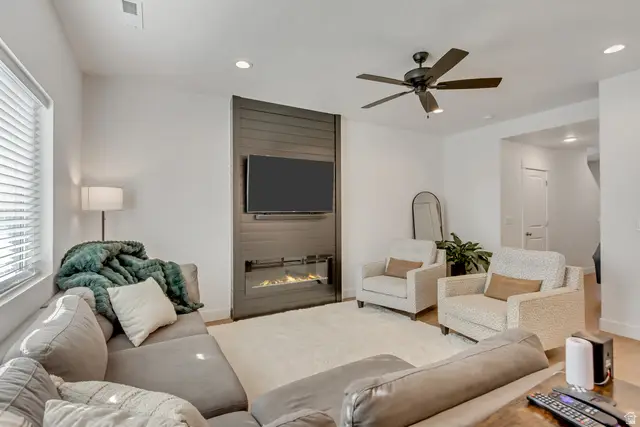 2091 W 1675 Ct S, West Haven, UT 84401 - Image #2