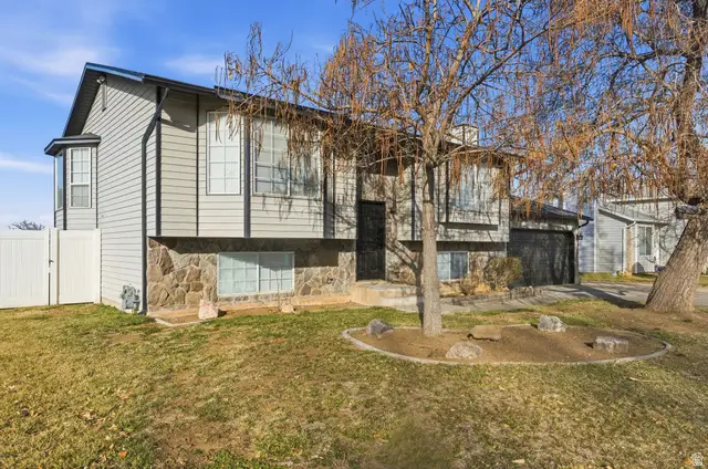 5141 S 2975 W, Roy, UT 84067 - Image #2