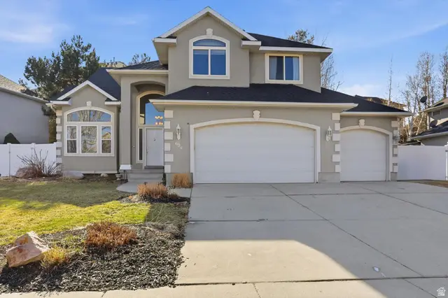 624 E Rocky Knoll Ln S, Draper, UT 84020 - #1