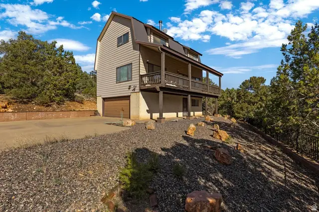 375 Hillcrest Cir, Central, UT 84722 - #1