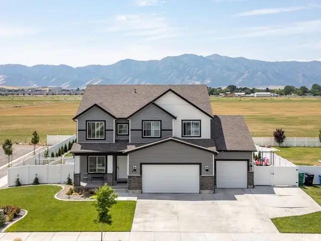 412 S 1170 E, Hyrum, UT 84319 - #2