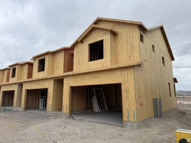 639 E Ryegrass Dr #307, Eagle Mountain, UT 84005 - #1