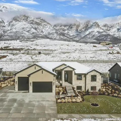 656 E Mountain Rd N, North Ogden, UT 84414 - #3