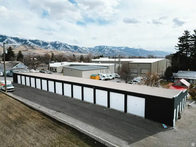 163 S Main St, Smithfield, UT 84335 - #3