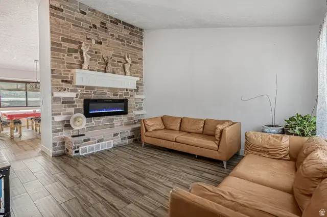 1071 Amiga Dr W, Salt Lake City, UT 84104 - Image #2