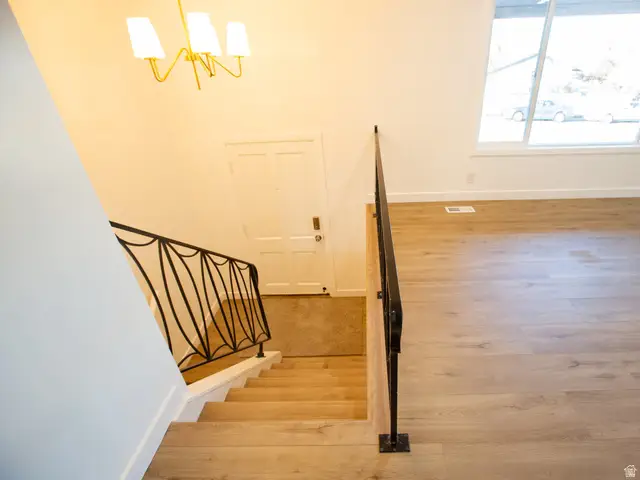 2721 W Lou Jean Ave, Taylorsville, UT 84129 - Image #2