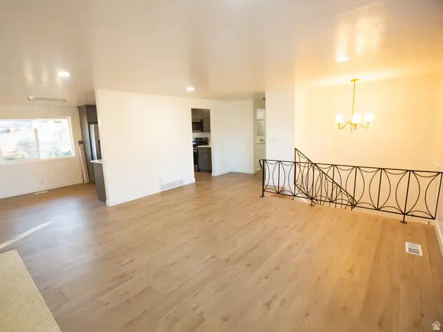 2721 W Lou Jean Ave, Taylorsville, UT 84129 - Image #3