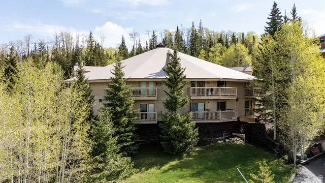 89 S E Steam Engine Dr #7B, Brian Head, UT 84719 - Image #2