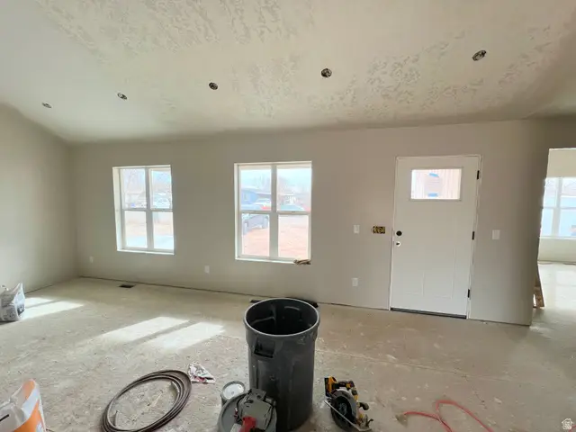 225 E 550 S, Roosevelt, UT 84066 - #2