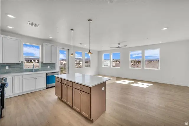 747 W Periwinkle Ln #302, Saint George, UT 84790 - #2