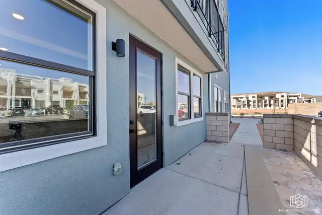 747 W Periwinkle Ln #301, Saint George, UT 84790 - #2