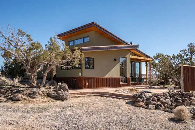 915 W Utah State Hwy 12 Hwy, Boulder, UT 84716 - #3