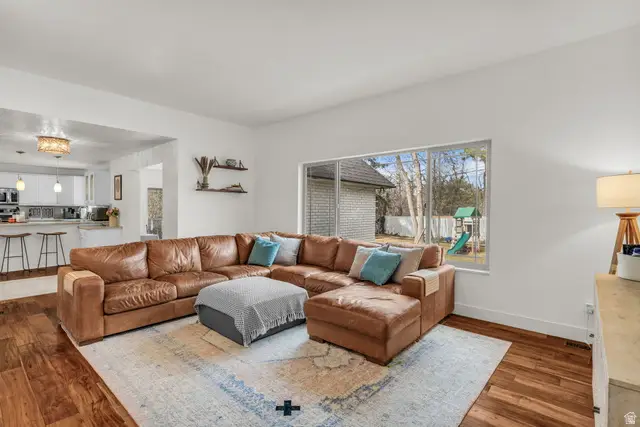 2591 E Creek Rd, Sandy, UT 84093 - Image #3