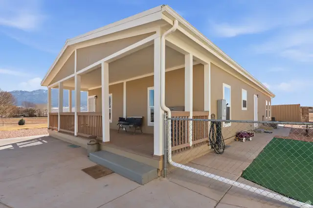 323 W 400 N, Central Valley, UT 84754 - #3