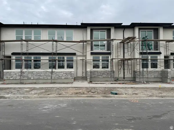 745 S Harrison Dr #37, Springville, UT 84663