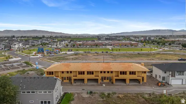 737 S Harrison Dr #34, Springville, UT 84663 - Image #3